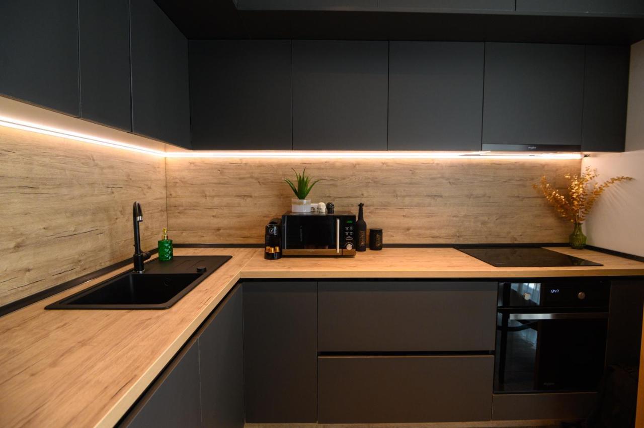 North Twin Appartement Boekarest Buitenkant foto