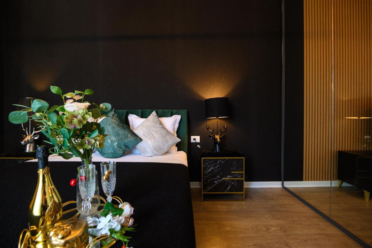 North Twin Appartement Boekarest Buitenkant foto